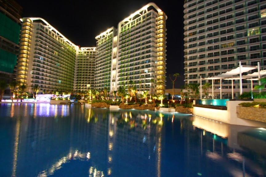 Azure Urban Resort Staycation 마닐라 외부 사진